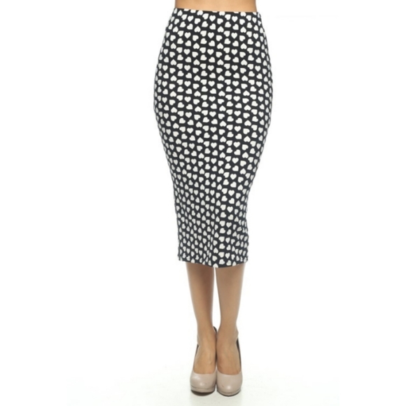 🥰 Unique Extra Soft Polyester/Spandex Heart Skirt ~ Like for FREE SHIPPING - Picture 3 of 6